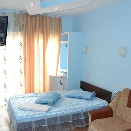 Vila Denisa Западен Ефорие Екстериор снимка